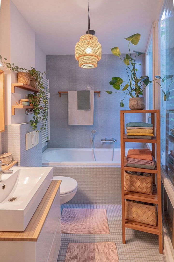 Prodej bytu 4+1 139 m², Berlin, Berlín Prodej bytu 4+1 139 m², Berlin, Berlín