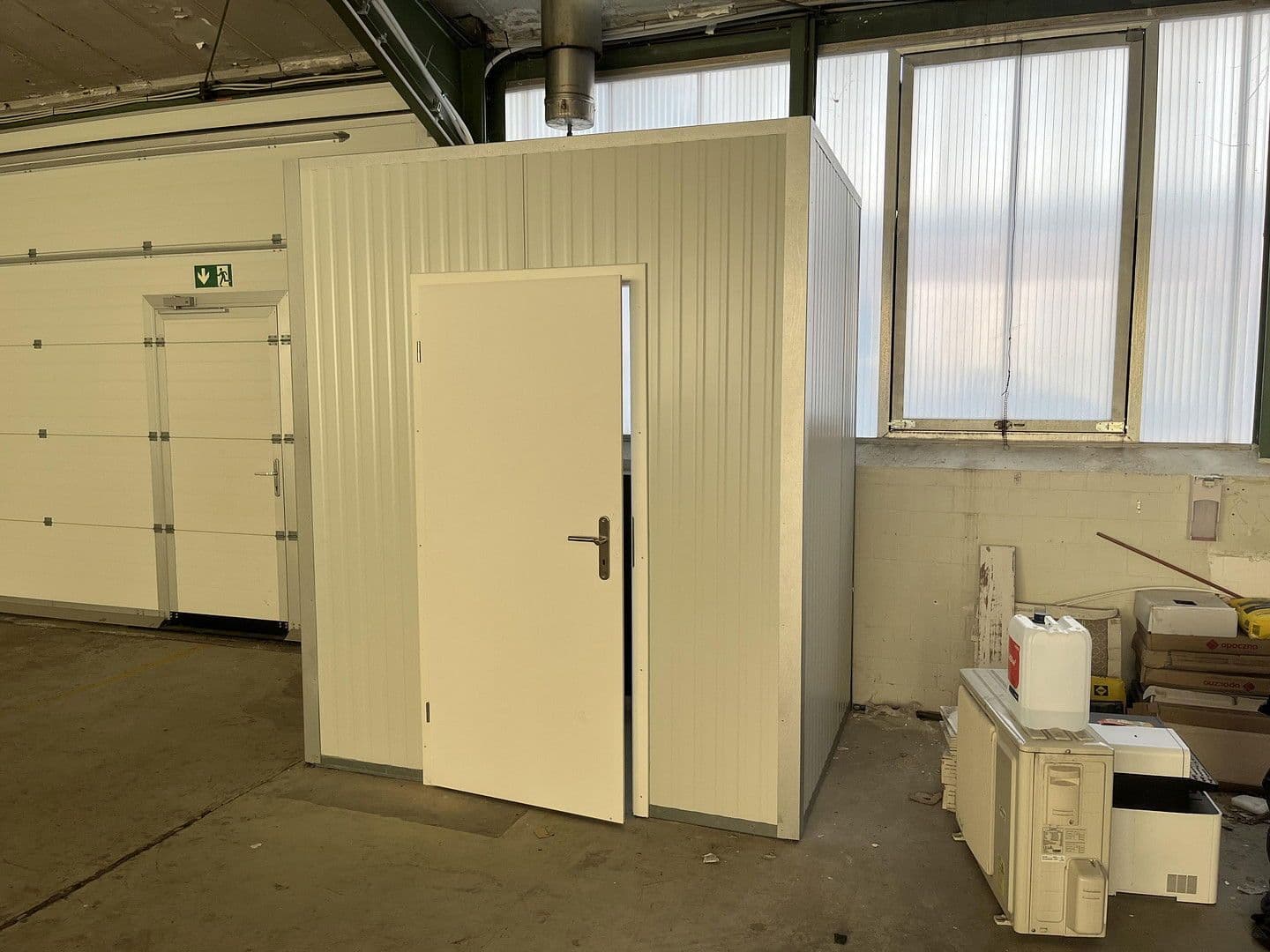 Pronájem nebytového prostoru 270 m², Dortmund, Severní Porýní-Vestfálsko Pronájem nebytového prostoru 270 m², Dortmund, Severní Porýní-Vestfálsko