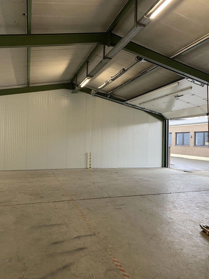 Pronájem nebytového prostoru 270 m², Dortmund, Severní Porýní-Vestfálsko Pronájem nebytového prostoru 270 m², Dortmund, Severní Porýní-Vestfálsko