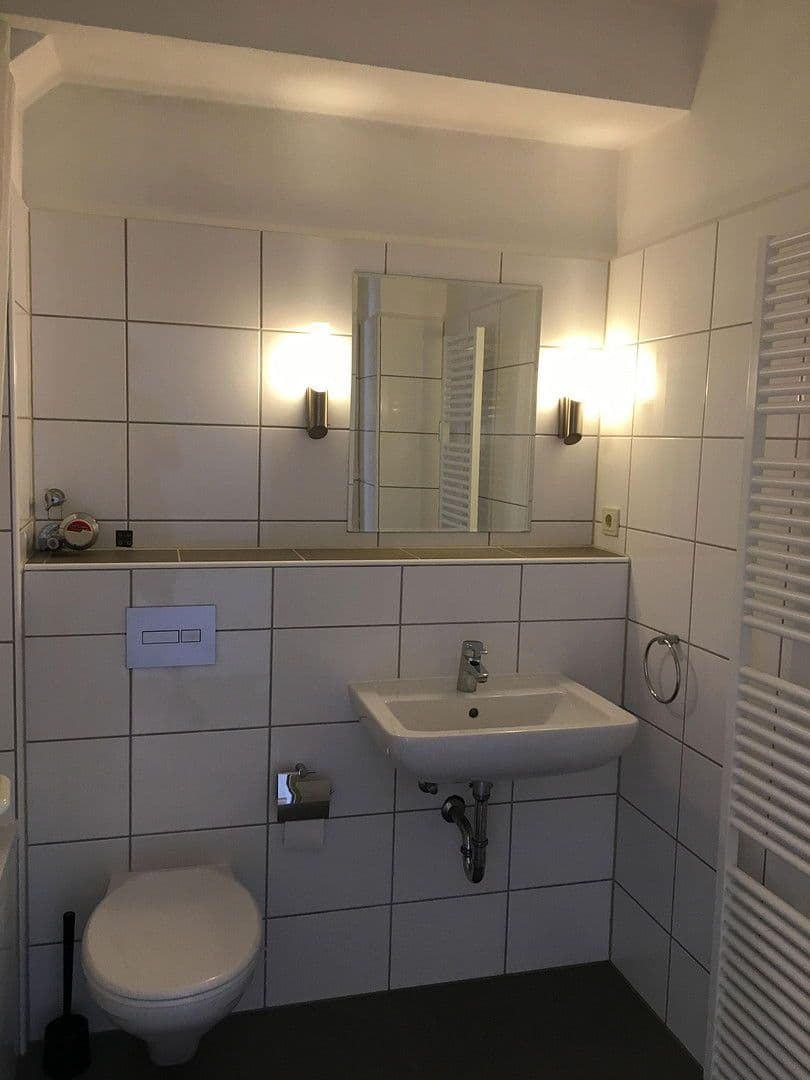 Prodej bytu 1+1 35 m², Hüttenstraße 48, Düsseldorf, Severní Porýní-Vestfálsko Prodej bytu 1+1 35 m², Hüttenstraße 48, Düsseldorf, Severní Porýní-Vestfálsko