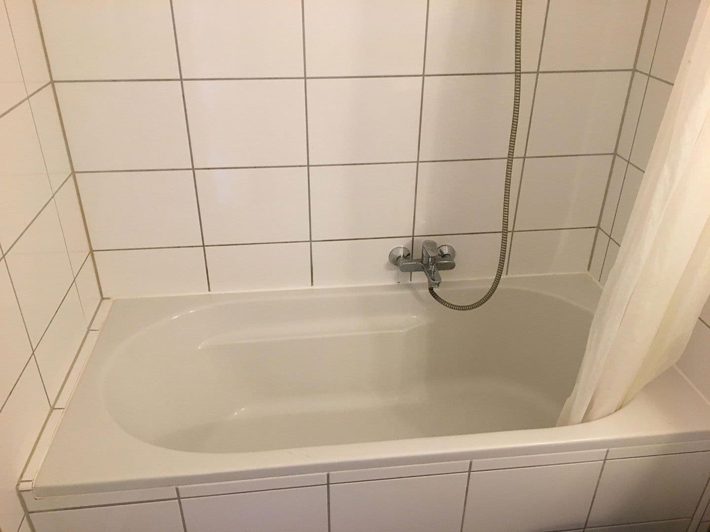 Prodej bytu 1+1 35 m², Hüttenstraße 48, Düsseldorf, Severní Porýní-Vestfálsko Prodej bytu 1+1 35 m², Hüttenstraße 48, Düsseldorf, Severní Porýní-Vestfálsko