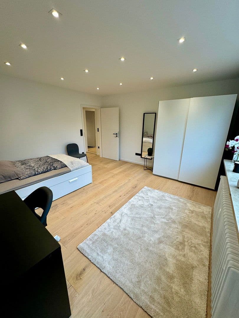 Prodej bytu 4+1 78 m², Walter-Scott-Str. 7, München, Bavorsko Prodej bytu 4+1 78 m², Walter-Scott-Str. 7, München, Bavorsko