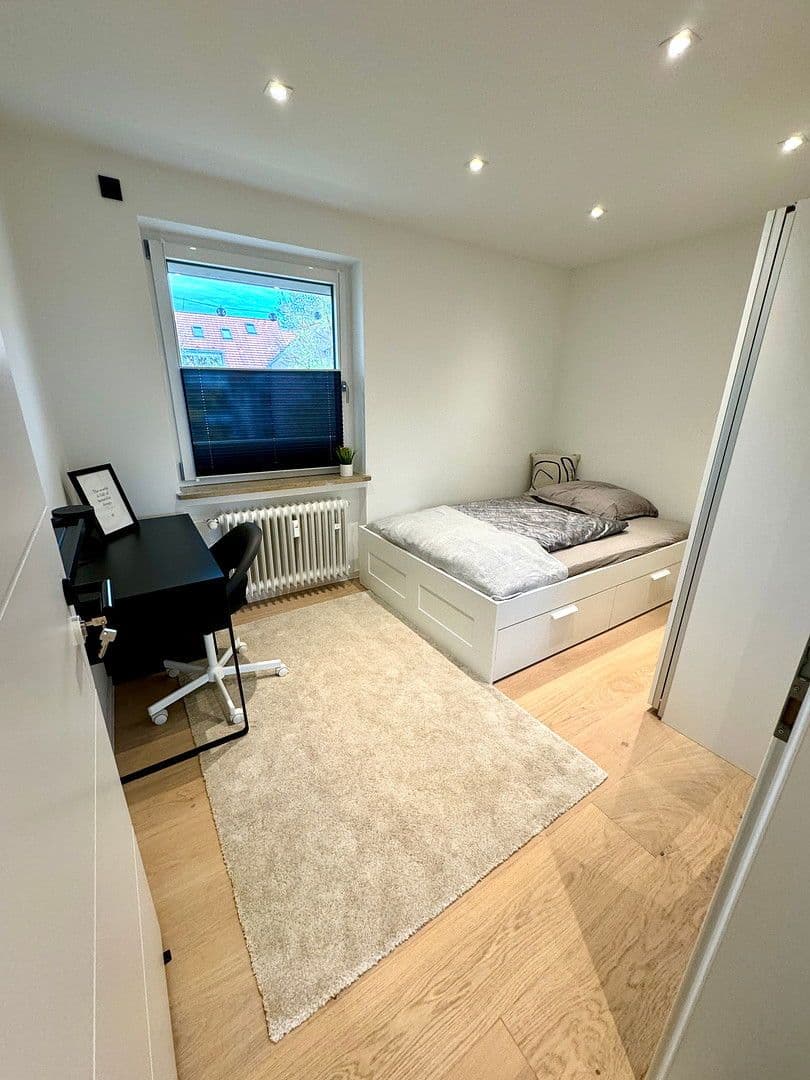 Prodej bytu 4+1 78 m², Walter-Scott-Str. 7, München, Bavorsko Prodej bytu 4+1 78 m², Walter-Scott-Str. 7, München, Bavorsko