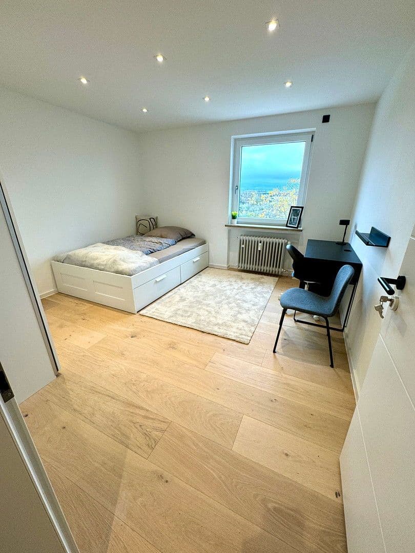 Prodej bytu 4+1 78 m², Walter-Scott-Str. 7, München, Bavorsko Prodej bytu 4+1 78 m², Walter-Scott-Str. 7, München, Bavorsko