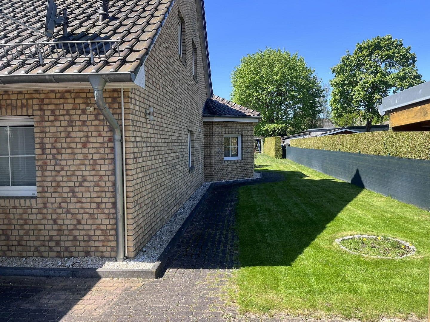 Prodej domu 170 m², pozemek 1.175 m², Fredersdorf-Vogelsdorf, Braniborsko Prodej domu 170 m², pozemek 1.175 m², Fredersdorf-Vogelsdorf, Braniborsko