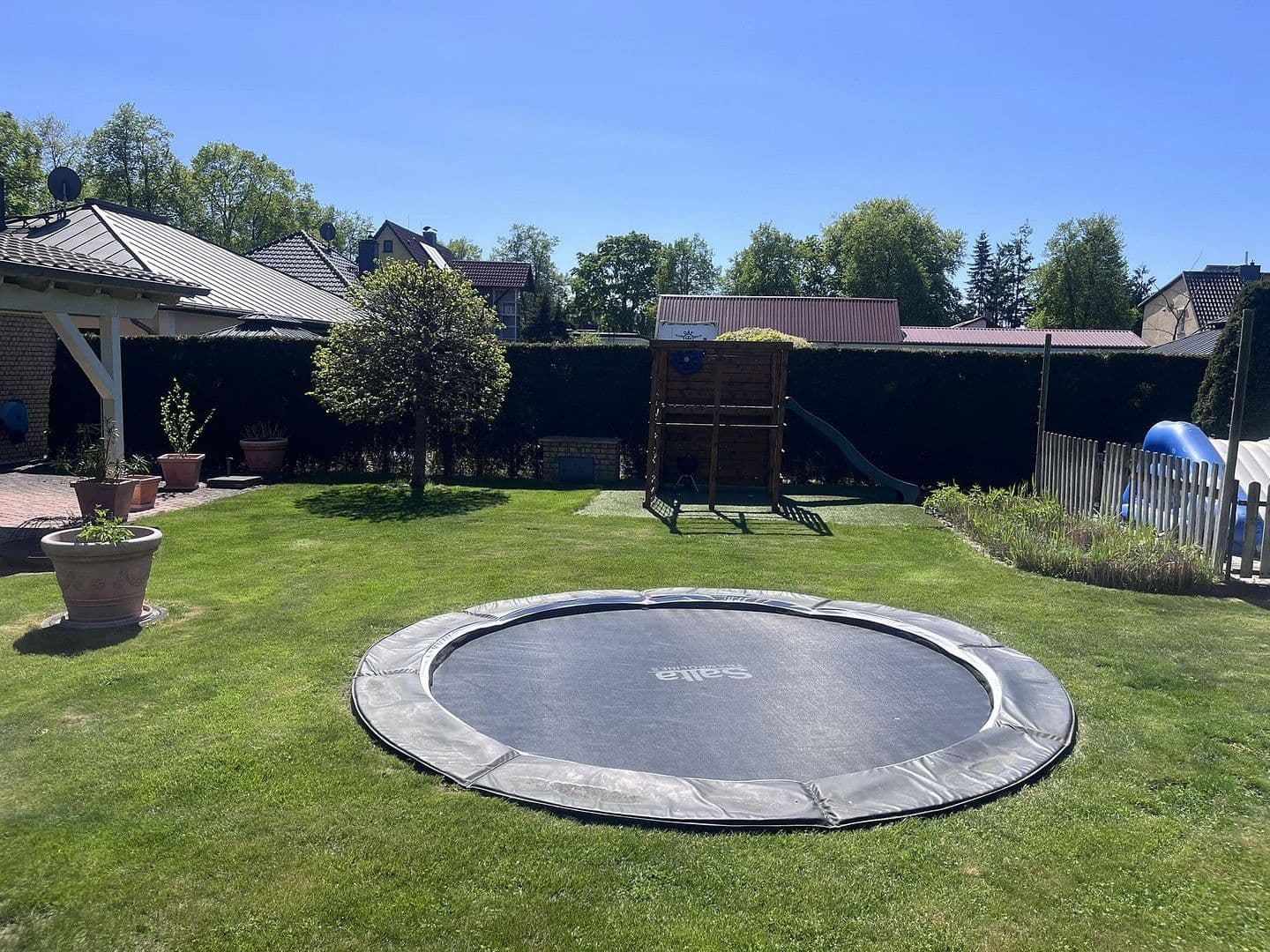 Prodej domu 170 m², pozemek 1.175 m², Fredersdorf-Vogelsdorf, Braniborsko Prodej domu 170 m², pozemek 1.175 m², Fredersdorf-Vogelsdorf, Braniborsko