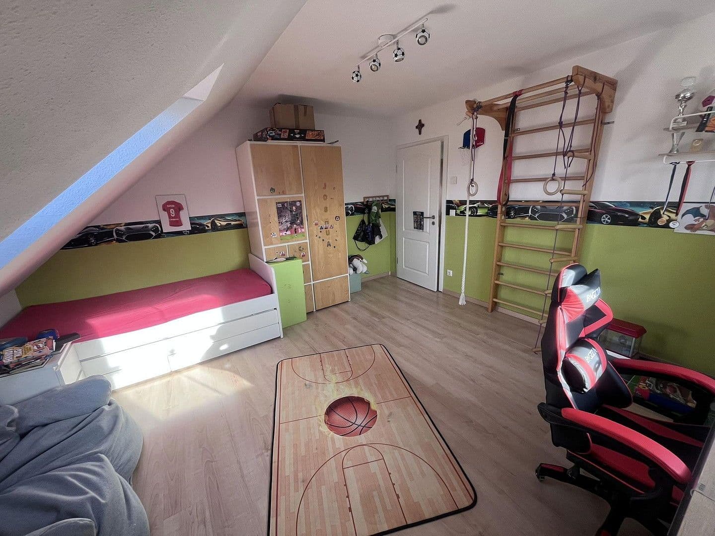 Prodej domu 170 m², pozemek 1.175 m², Fredersdorf-Vogelsdorf, Braniborsko Prodej domu 170 m², pozemek 1.175 m², Fredersdorf-Vogelsdorf, Braniborsko