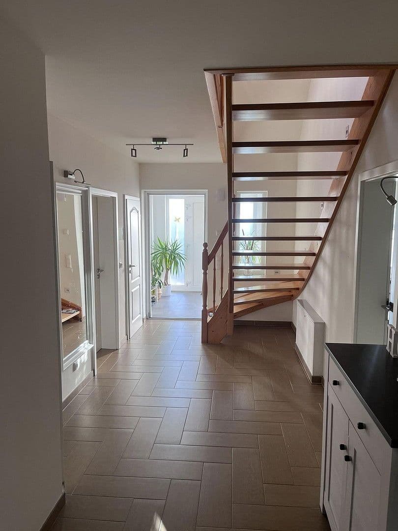 Prodej domu 170 m², pozemek 1.175 m², Fredersdorf-Vogelsdorf, Braniborsko Prodej domu 170 m², pozemek 1.175 m², Fredersdorf-Vogelsdorf, Braniborsko