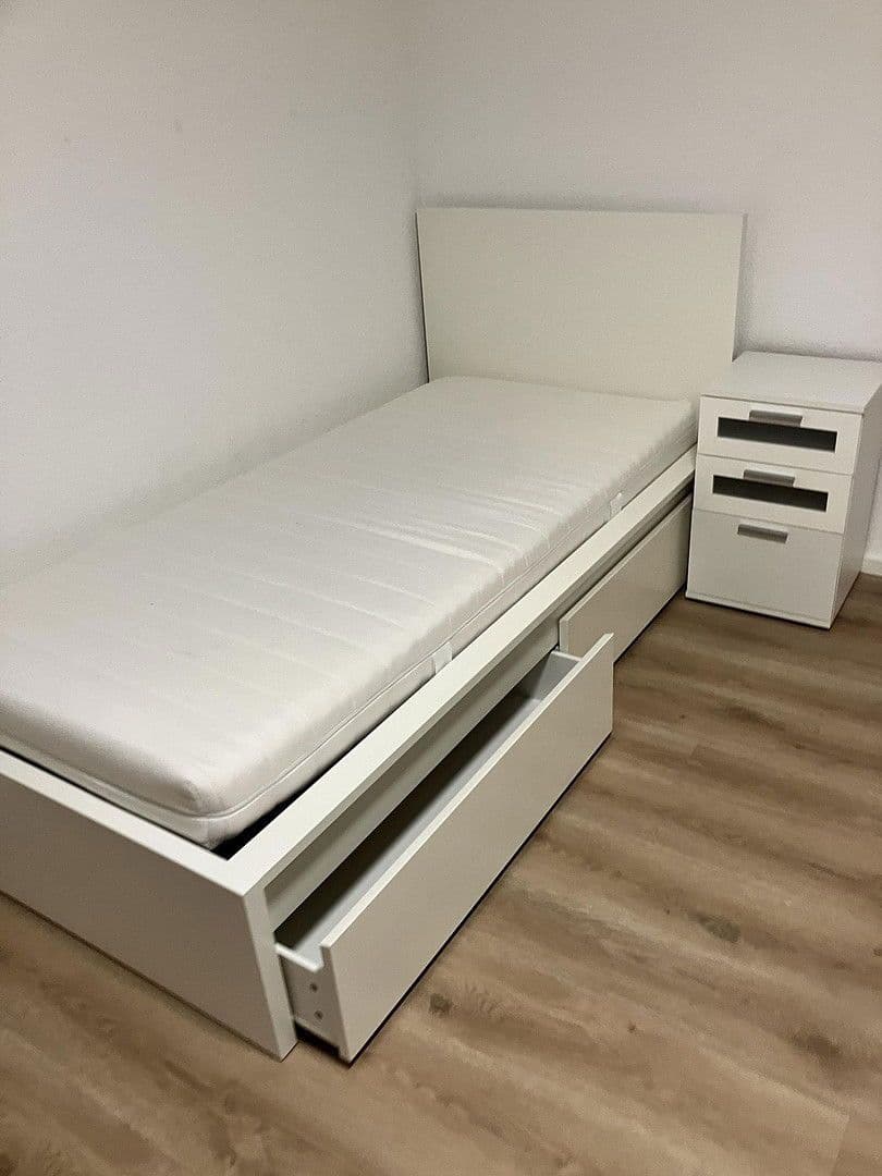 Pronájem bytu 107 m², Kreuzstraße 6, Villingen-Schwenningen, Bádensko-Württembersko Pronájem bytu 107 m², Kreuzstraße 6, Villingen-Schwenningen, Bádensko-Württembersko