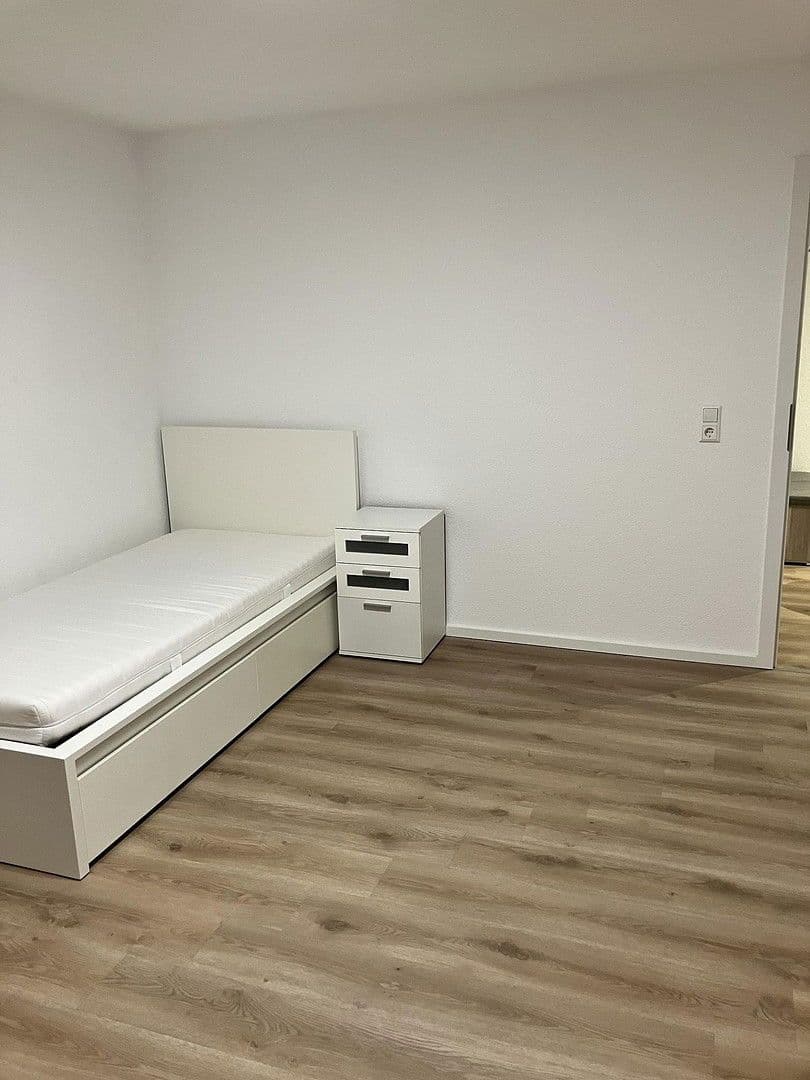 Pronájem bytu 107 m², Kreuzstraße 6, Villingen-Schwenningen, Bádensko-Württembersko Pronájem bytu 107 m², Kreuzstraße 6, Villingen-Schwenningen, Bádensko-Württembersko