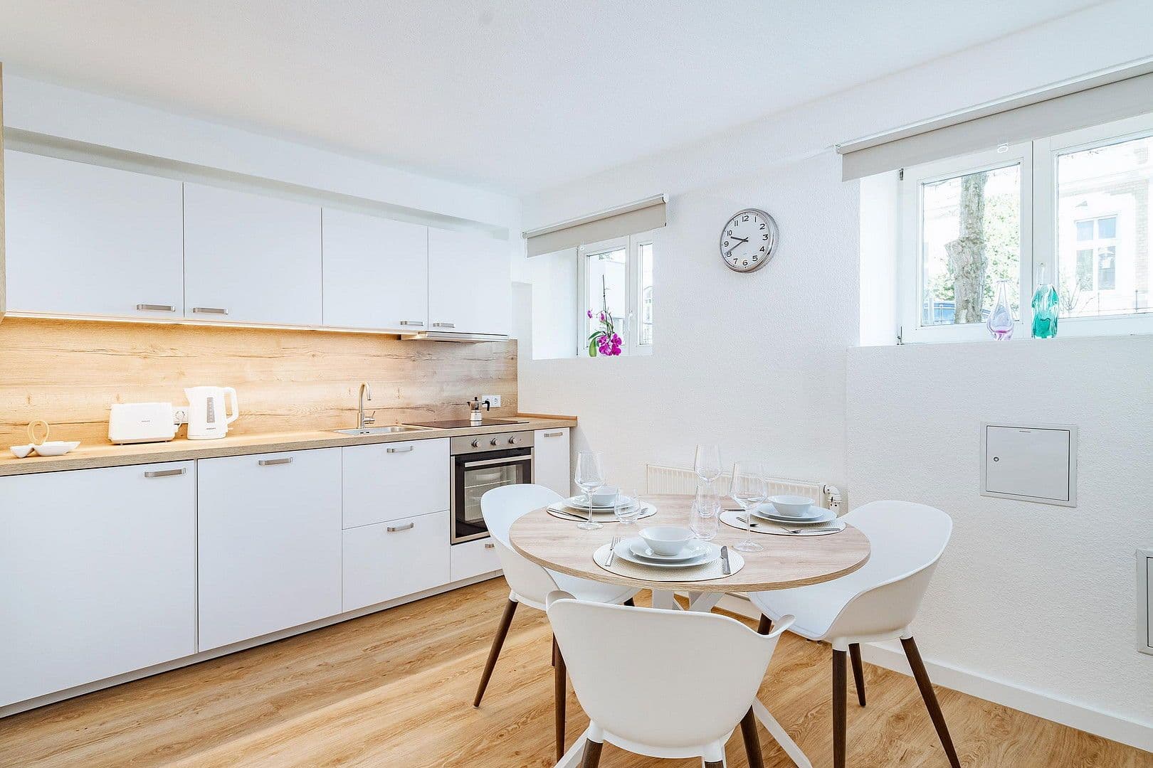 Pronájem bytu 2+1 34 m², Rostock, Mecklenburg-Vorpommern Pronájem bytu 2+1 34 m², Rostock, Mecklenburg-Vorpommern