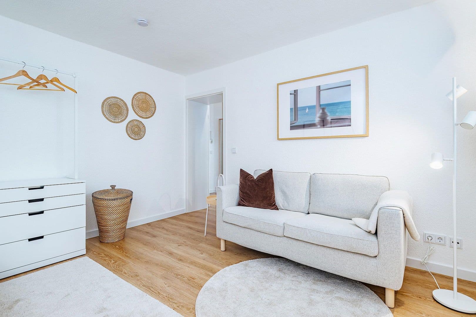 Pronájem bytu 2+1 34 m², Rostock, Mecklenburg-Vorpommern Pronájem bytu 2+1 34 m², Rostock, Mecklenburg-Vorpommern