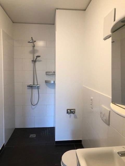 Prodej bytu 4+1 99 m², Leonardo-da-Vinci Allee 18, Frankfurt am Main, Hessen Prodej bytu 4+1 99 m², Leonardo-da-Vinci Allee 18, Frankfurt am Main, Hessen