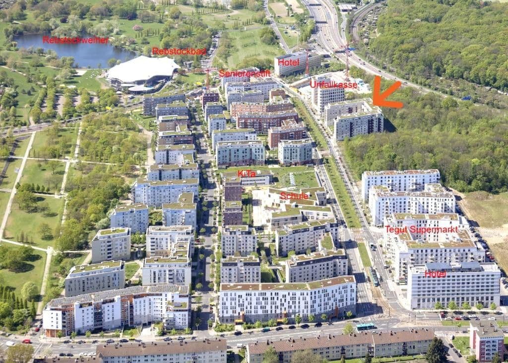 Prodej bytu 4+1 99 m², Leonardo-da-Vinci Allee 18, Frankfurt am Main, Hessen Prodej bytu 4+1 99 m², Leonardo-da-Vinci Allee 18, Frankfurt am Main, Hessen