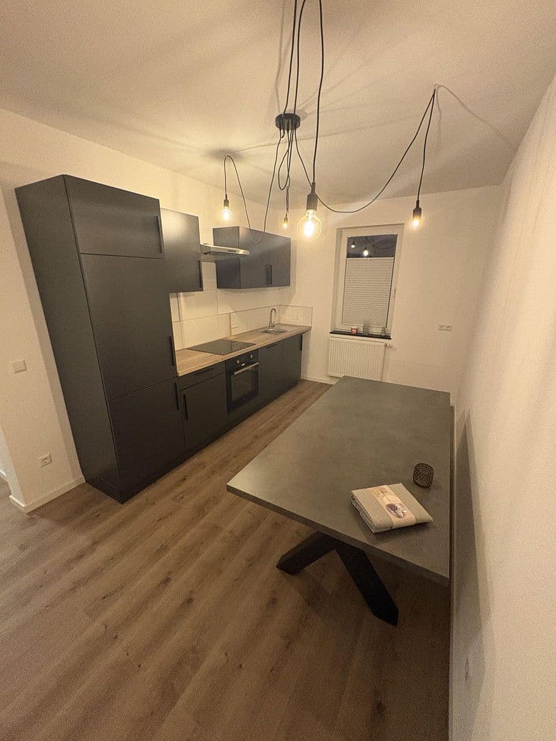 Pronájem bytu 2+1 53 m², Tuttlingen, Bádensko-Württembersko Pronájem bytu 2+1 53 m², Tuttlingen, Bádensko-Württembersko