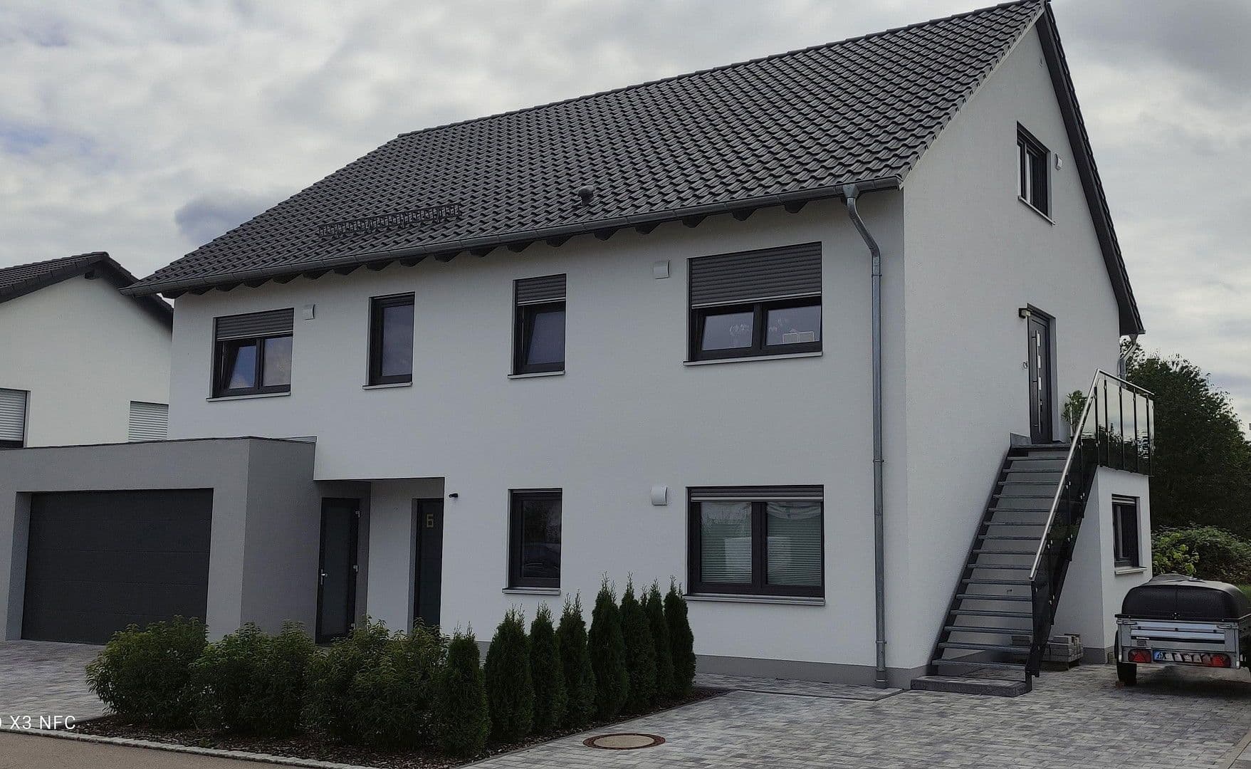 Prodej domu 247 m², pozemek 553 m², Rosengarten, Bádensko-Württembersko Prodej domu 247 m², pozemek 553 m², Rosengarten, Bádensko-Württembersko