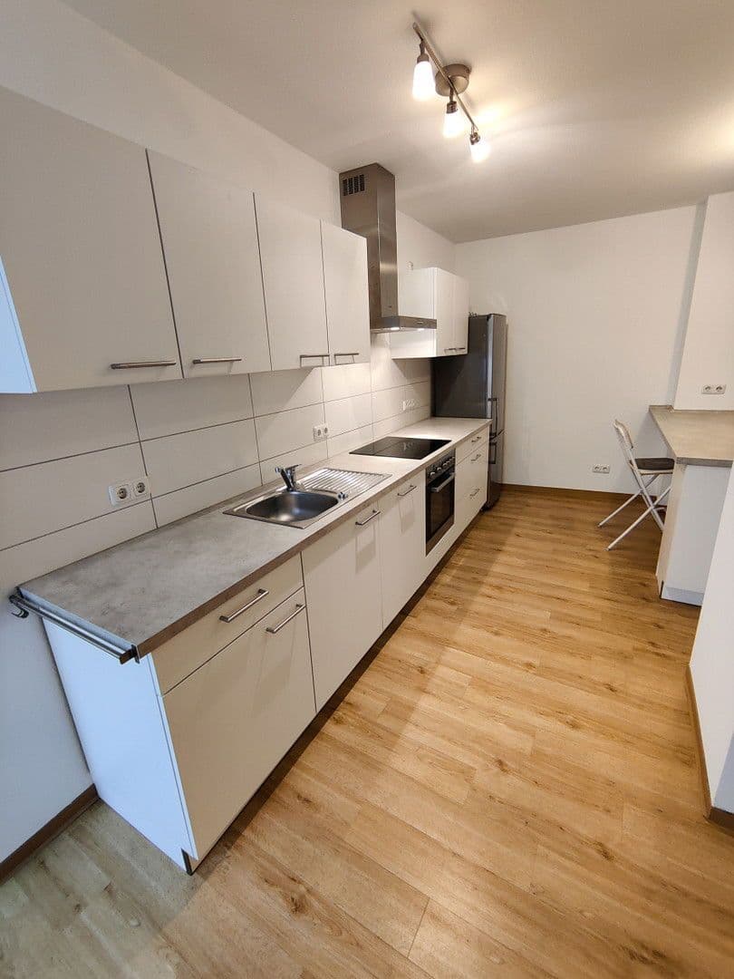 Pronájem bytu 2+1 123 m², Ludwigstr. 11, Aschaffenburg, Bavorsko Pronájem bytu 2+1 123 m², Ludwigstr. 11, Aschaffenburg, Bavorsko