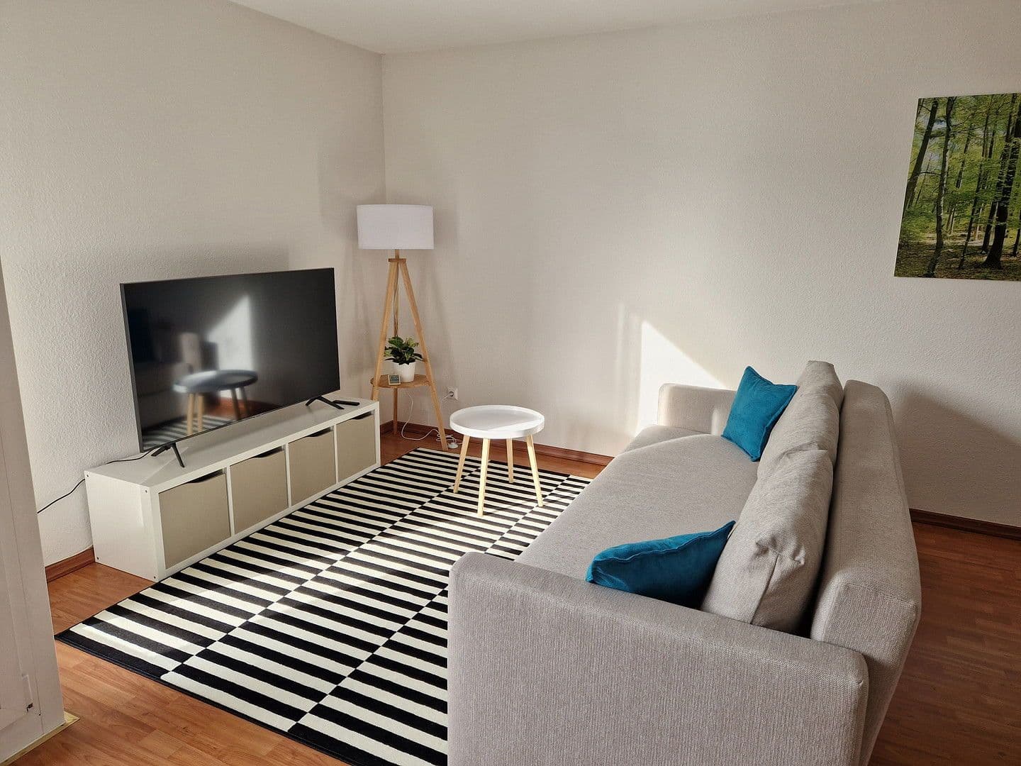 Pronájem bytu 2+1 55 m², Rosensteinstrasse 27, Stuttgart, Bádensko-Württembersko Pronájem bytu 2+1 55 m², Rosensteinstrasse 27, Stuttgart, Bádensko-Württembersko