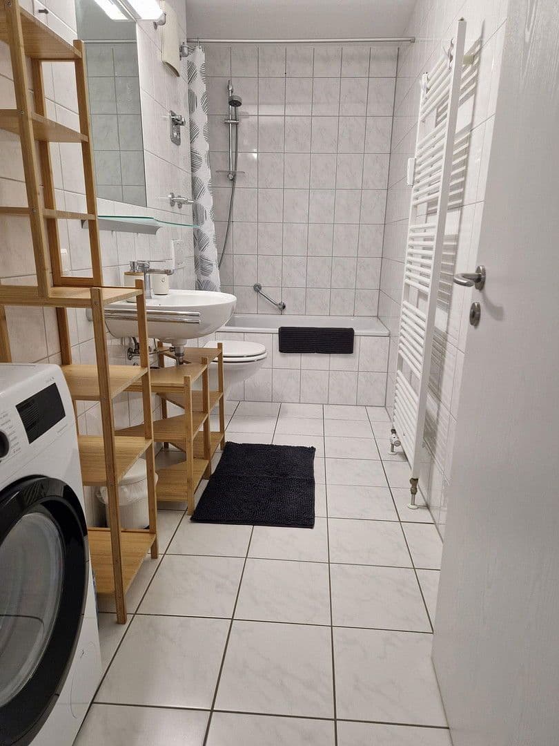 Pronájem bytu 2+1 55 m², Rosensteinstrasse 27, Stuttgart, Bádensko-Württembersko Pronájem bytu 2+1 55 m², Rosensteinstrasse 27, Stuttgart, Bádensko-Württembersko