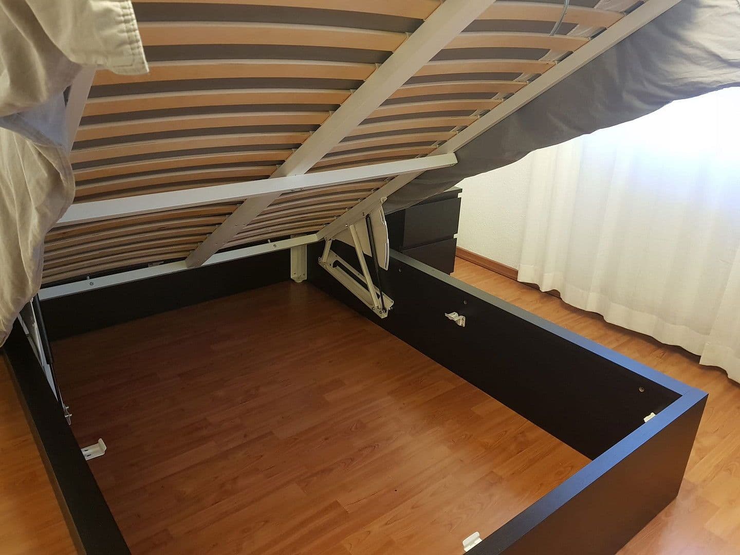 Pronájem bytu 2+1 55 m², Rosensteinstrasse 27, Stuttgart, Bádensko-Württembersko Pronájem bytu 2+1 55 m², Rosensteinstrasse 27, Stuttgart, Bádensko-Württembersko