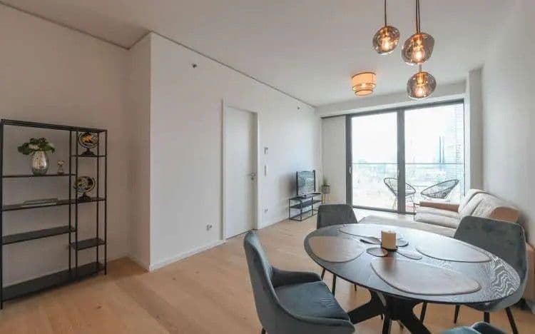 Pronájem bytu 2+1 59 m², Europa-Allee 2, Frankfurt am Main, Hessen Pronájem bytu 2+1 59 m², Europa-Allee 2, Frankfurt am Main, Hessen