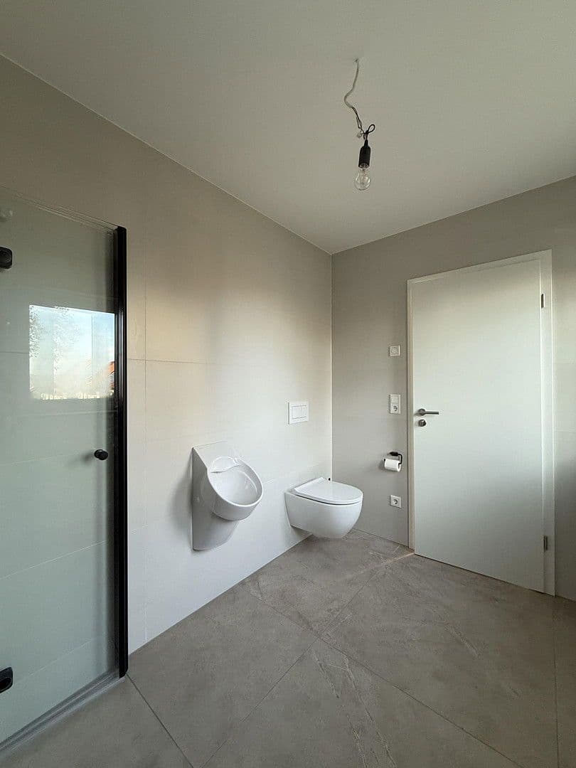 Pronájem domu 130 m², pozemek 250 m², Bad Köstritz, Durynsko Pronájem domu 130 m², pozemek 250 m², Bad Köstritz, Durynsko