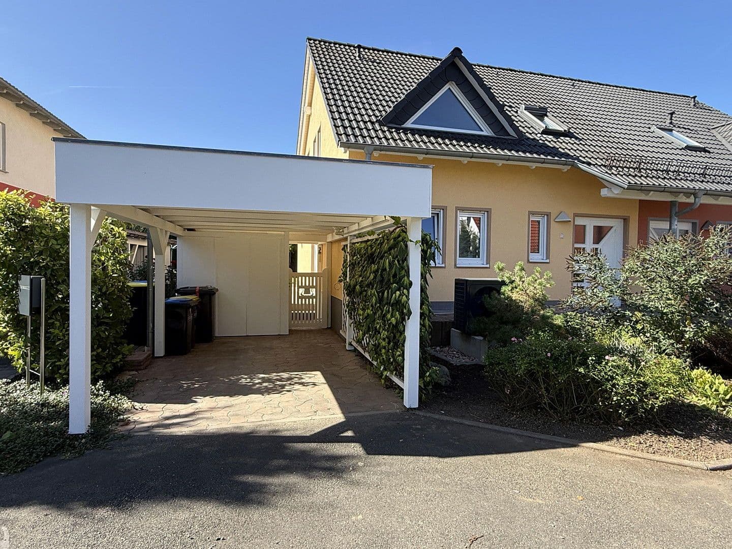 Pronájem domu 130 m², pozemek 250 m², Bad Köstritz, Durynsko Pronájem domu 130 m², pozemek 250 m², Bad Köstritz, Durynsko