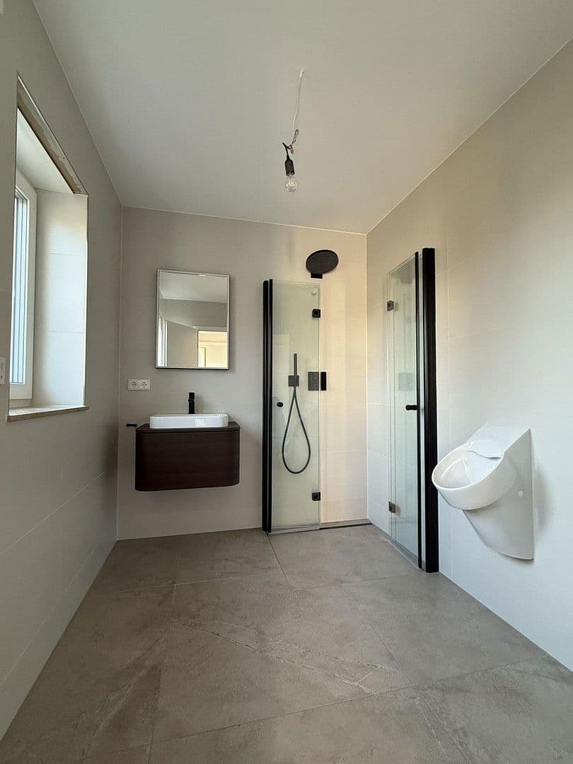 Pronájem domu 130 m², pozemek 250 m², Bad Köstritz, Durynsko Pronájem domu 130 m², pozemek 250 m², Bad Köstritz, Durynsko