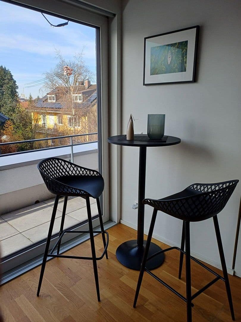 Pronájem bytu 2+1 73 m², Neufahrn, Bavorsko Pronájem bytu 2+1 73 m², Neufahrn, Bavorsko