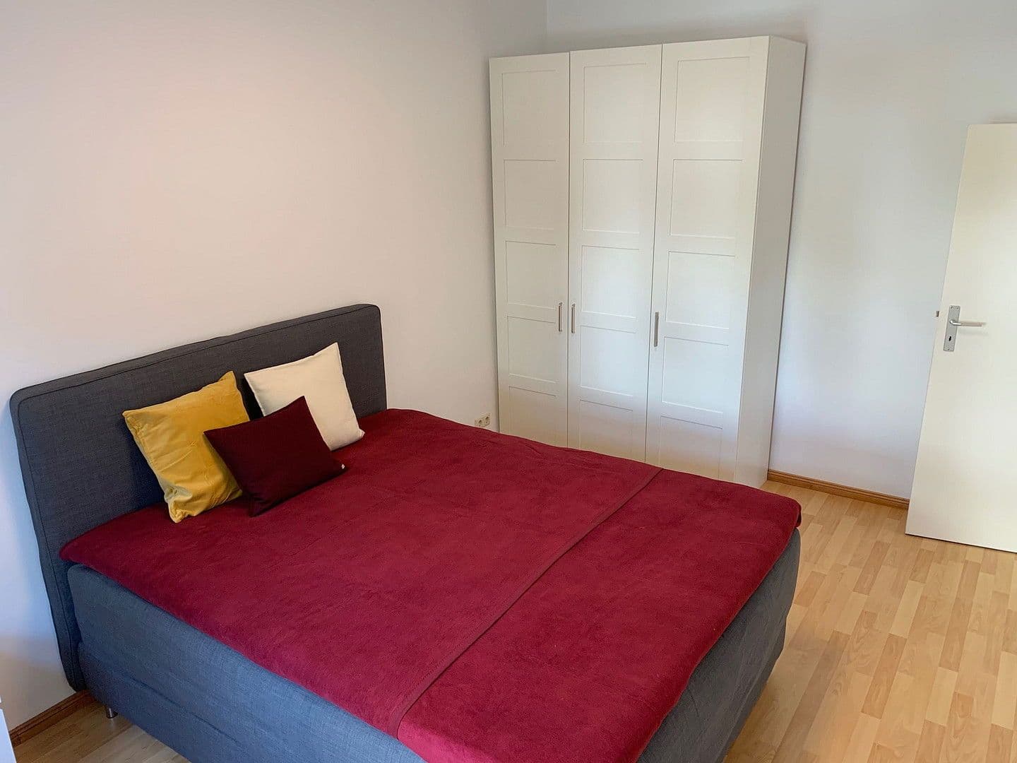 Pronájem bytu 2+1 57 m², Wartburgstraße 29, Berlin, Berlín Pronájem bytu 2+1 57 m², Wartburgstraße 29, Berlin, Berlín