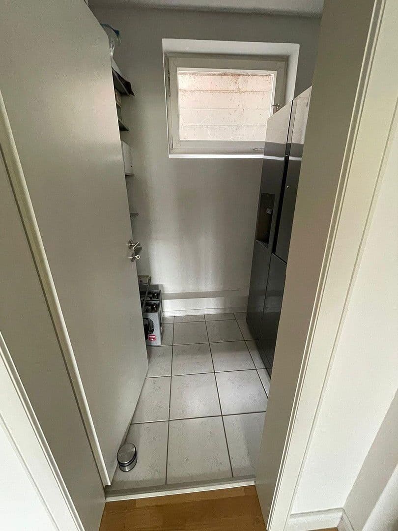 Prodej domu 240 m², pozemek 980 m², Northeim, Dolní Sasko Prodej domu 240 m², pozemek 980 m², Northeim, Dolní Sasko