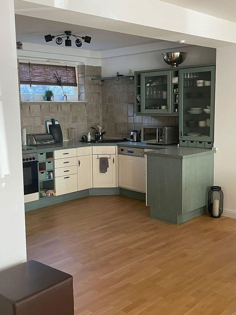 Prodej domu 240 m², pozemek 980 m², Northeim, Dolní Sasko Prodej domu 240 m², pozemek 980 m², Northeim, Dolní Sasko