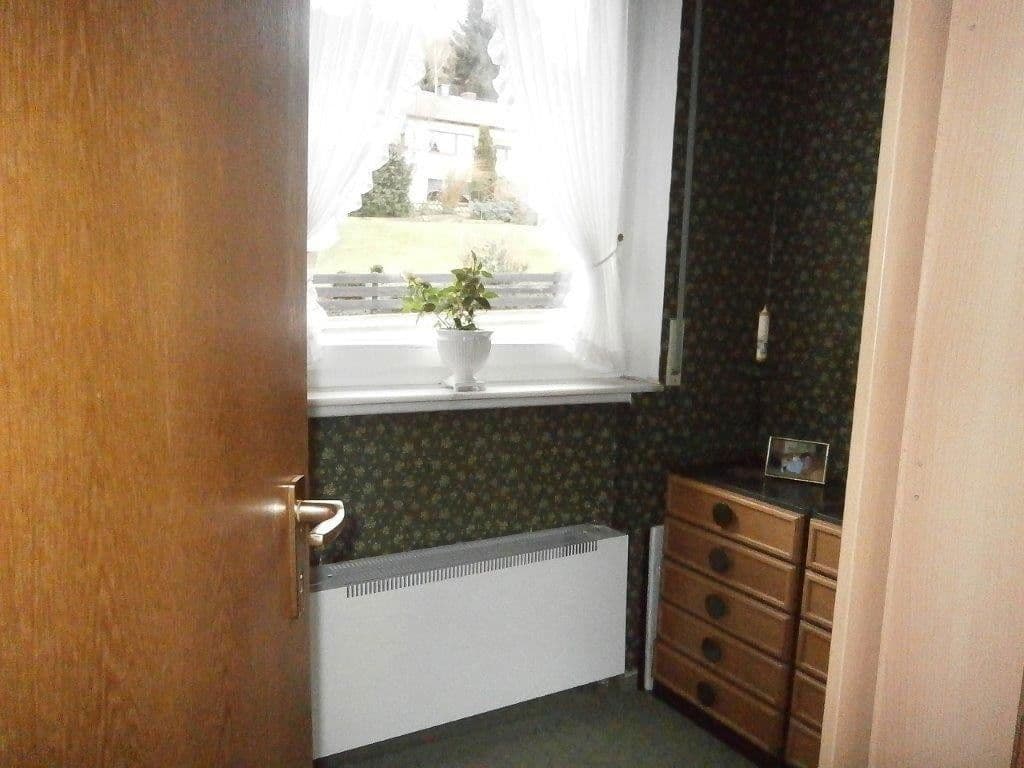 Prodej domu 240 m², pozemek 980 m², Northeim, Dolní Sasko Prodej domu 240 m², pozemek 980 m², Northeim, Dolní Sasko