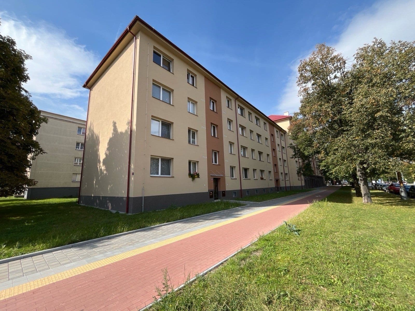 Pronájem bytu 1+kk 20 m², Národní třída, Havířov, Moravskoslezský kraj Pronájem bytu 1+kk 20 m², Národní třída, Havířov, Moravskoslezský kraj