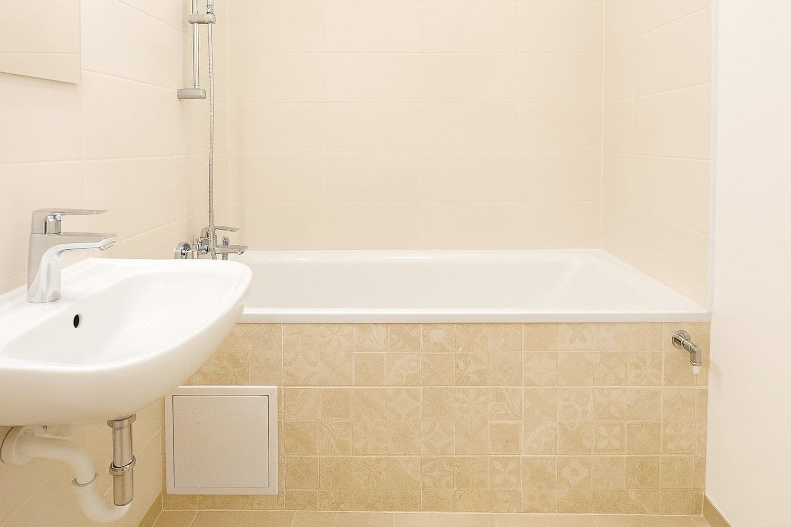 Pronájem bytu 2+1 57 m², Výškovická, Ostrava, Moravskoslezský kraj Pronájem bytu 2+1 57 m², Výškovická, Ostrava, Moravskoslezský kraj