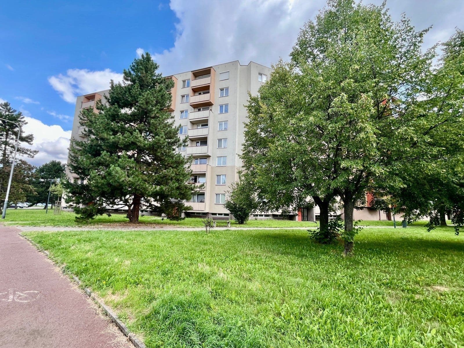 Pronájem bytu 1+1 37 m², Josefa Brabce, Ostrava, Moravskoslezský kraj Pronájem bytu 1+1 37 m², Josefa Brabce, Ostrava, Moravskoslezský kraj