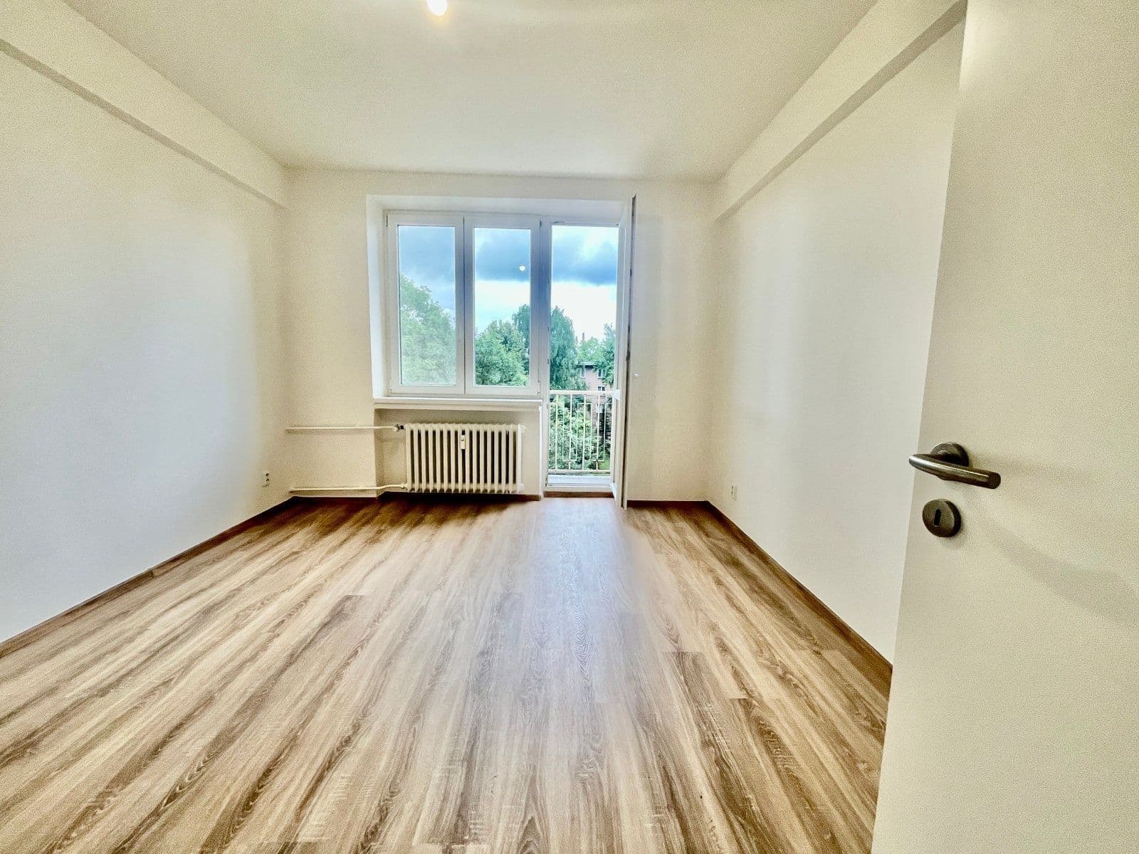 Pronájem bytu 1+kk 27 m², Československé armády, Frýdek-Místek, Moravskoslezský kraj Pronájem bytu 1+kk 27 m², Československé armády, Frýdek-Místek, Moravskoslezský kraj