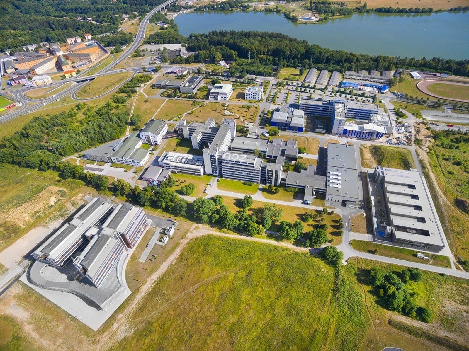 Pronájem bytu 1+kk 33 m², Magisterská, Plzeň, Plzeňský kraj Pronájem bytu 1+kk 33 m², Magisterská, Plzeň, Plzeňský kraj