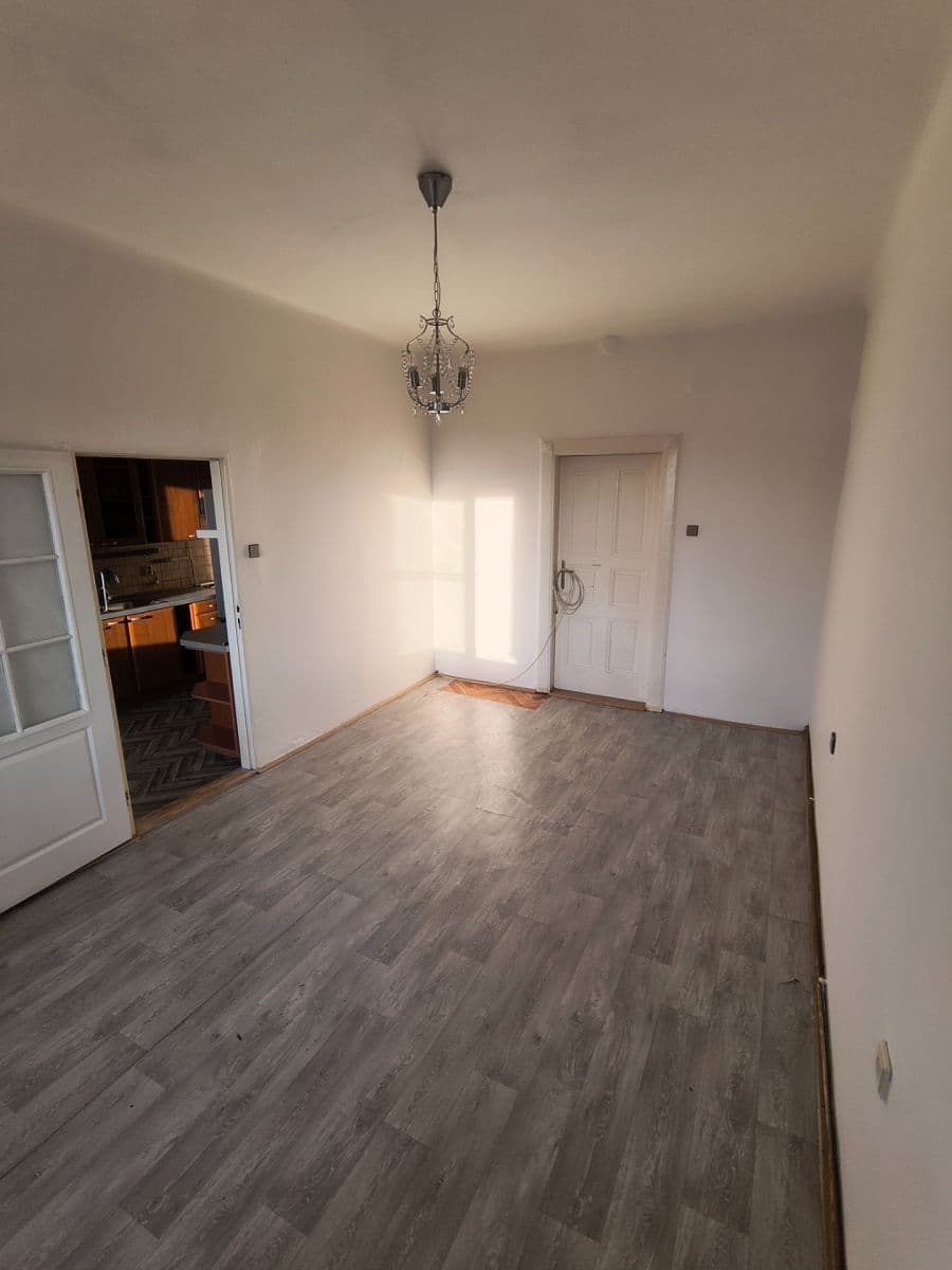 Pronájem bytu 2+1 70 m², Slavíkova, Praha, Praha Pronájem bytu 2+1 70 m², Slavíkova, Praha, Praha
