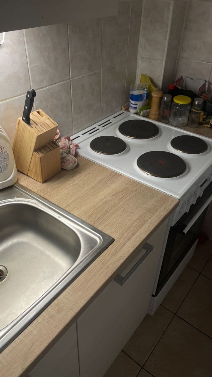 Pronájem bytu 1+kk 32 m², Kollárova, Plzeň, Plzeňský kraj Pronájem bytu 1+kk 32 m², Kollárova, Plzeň, Plzeňský kraj