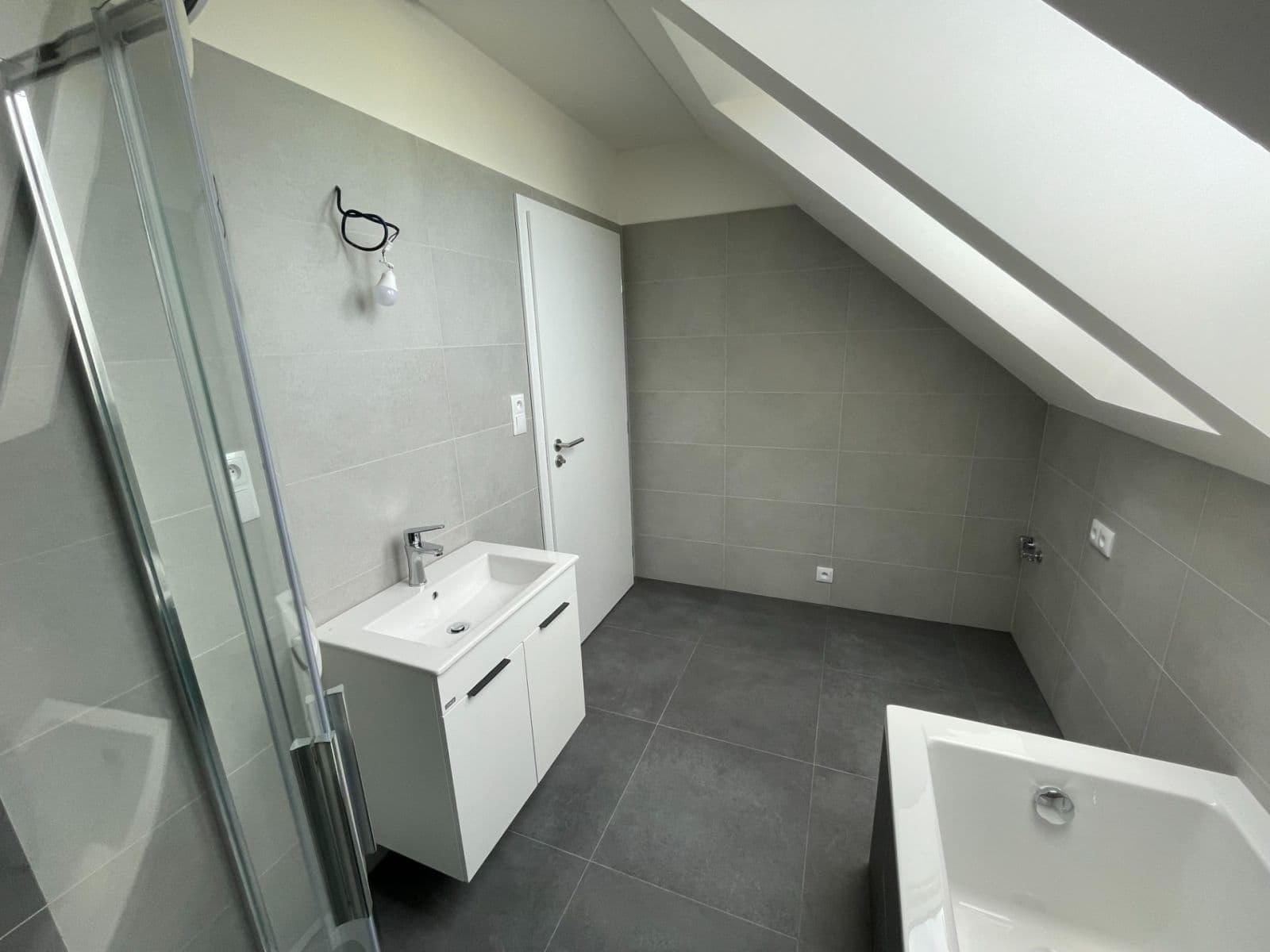 Prodej domu 140 m², pozemek 859 m², Drhovy, Středočeský kraj Prodej domu 140 m², pozemek 859 m², Drhovy, Středočeský kraj