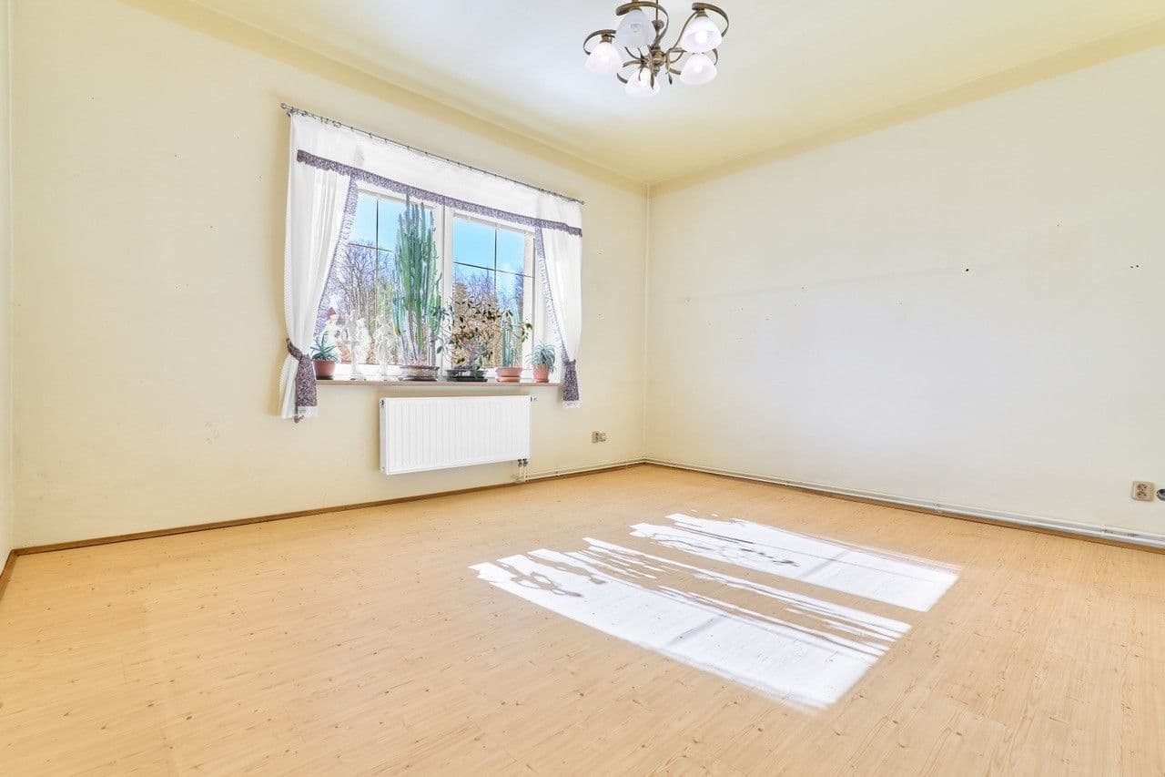 Pronájem bytu 3+1 89 m², Nerudova, Karlovy Vary, Karlovarský kraj Pronájem bytu 3+1 89 m², Nerudova, Karlovy Vary, Karlovarský kraj