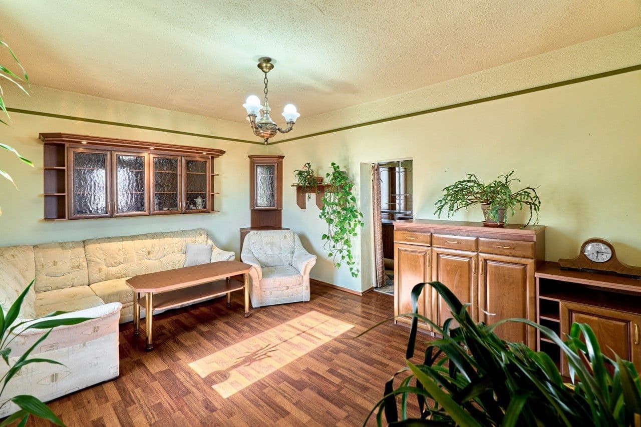 Pronájem bytu 3+1 89 m², Nerudova, Karlovy Vary, Karlovarský kraj Pronájem bytu 3+1 89 m², Nerudova, Karlovy Vary, Karlovarský kraj