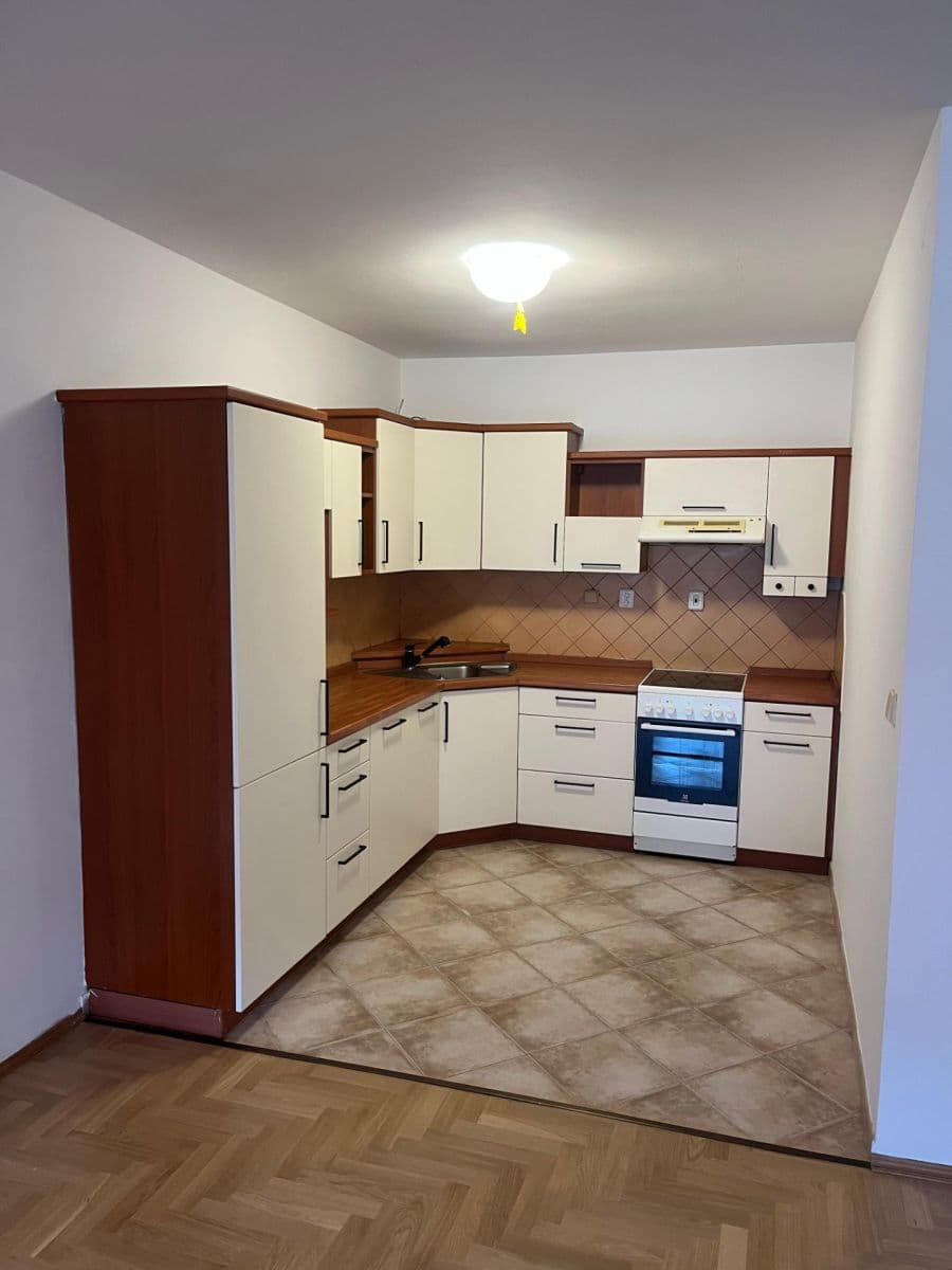 Pronájem bytu 2+kk 92 m², Semilská, Praha, Praha Pronájem bytu 2+kk 92 m², Semilská, Praha, Praha