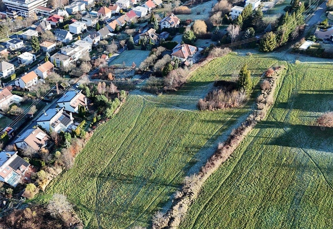 Prodej pozemku 11.240 m², Zlín, Zlínský kraj Prodej pozemku 11.240 m², Zlín, Zlínský kraj