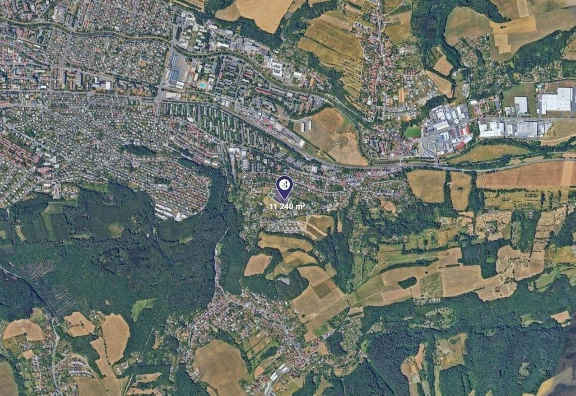Prodej pozemku 11.240 m², Zlín, Zlínský kraj Prodej pozemku 11.240 m², Zlín, Zlínský kraj