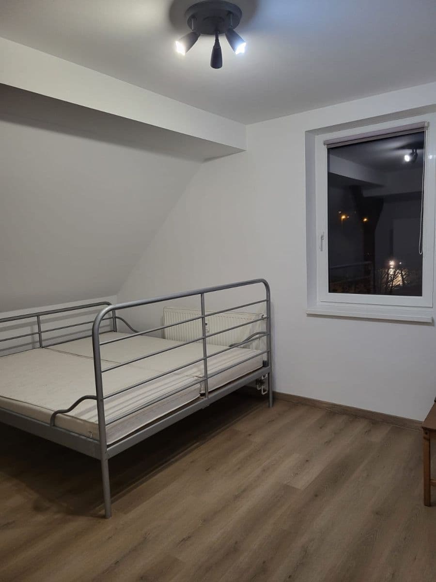 Pronájem bytu 1+1 36 m², Halenkovská, Praha, Praha Pronájem bytu 1+1 36 m², Halenkovská, Praha, Praha