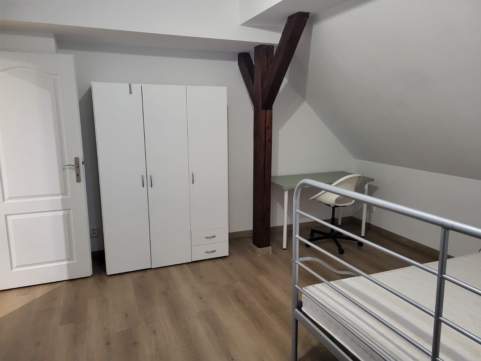 Pronájem bytu 1+1 36 m², Halenkovská, Praha, Praha Pronájem bytu 1+1 36 m², Halenkovská, Praha, Praha