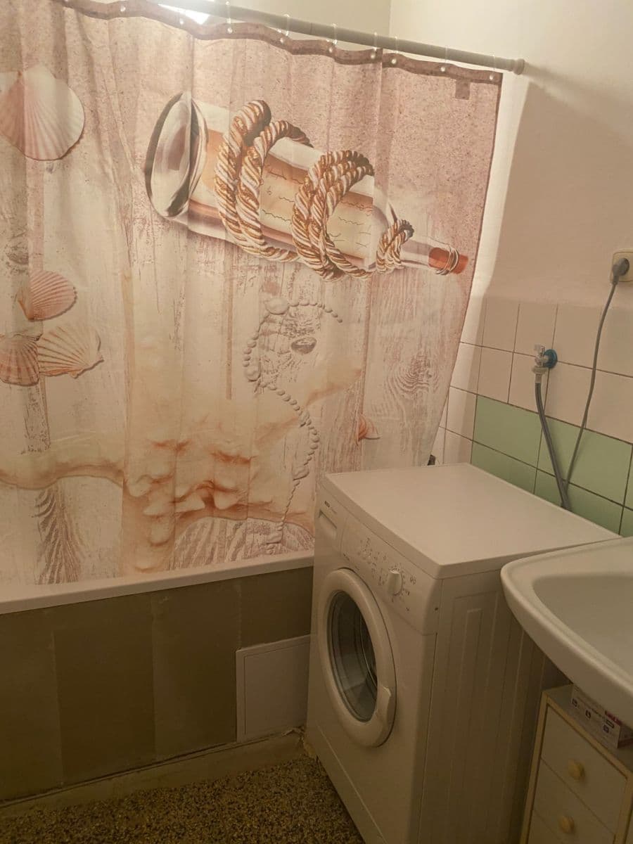 Pronájem bytu 2+1 56 m², Počátecká, Praha, Praha Pronájem bytu 2+1 56 m², Počátecká, Praha, Praha