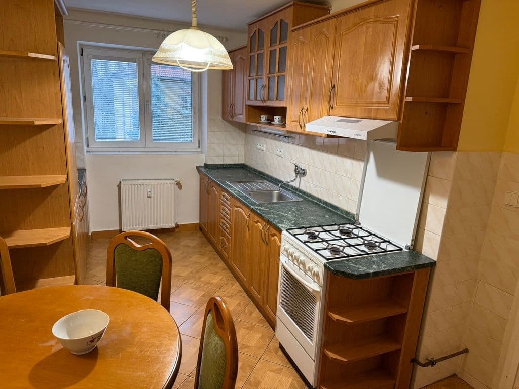 Pronájem bytu 2+1 48 m², Mikoláše Alše, Kolín, Středočeský kraj Pronájem bytu 2+1 48 m², Mikoláše Alše, Kolín, Středočeský kraj